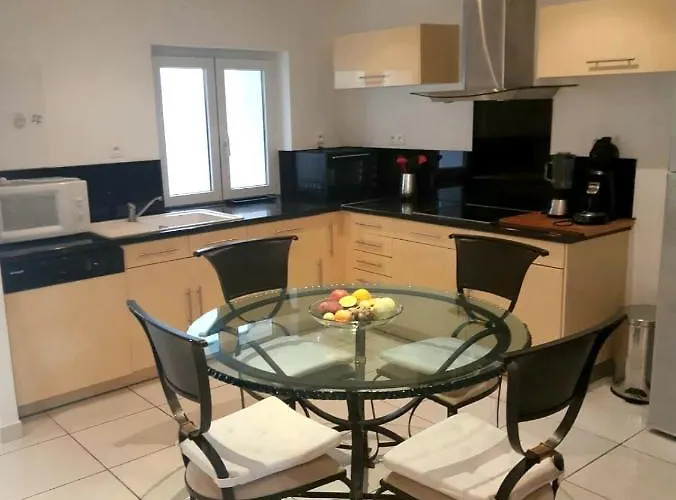 Apartmán L'olivier - Centre Village - Au Calme Bessan